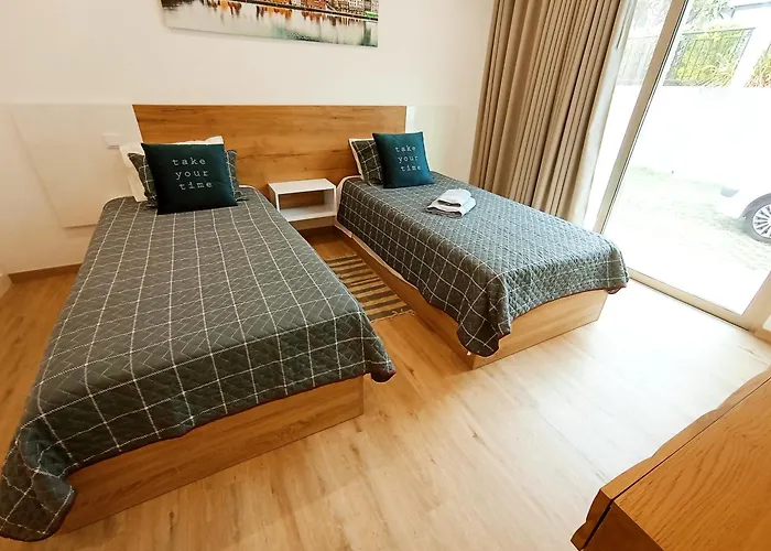 别墅 House Caetano 蓬他达维托亚